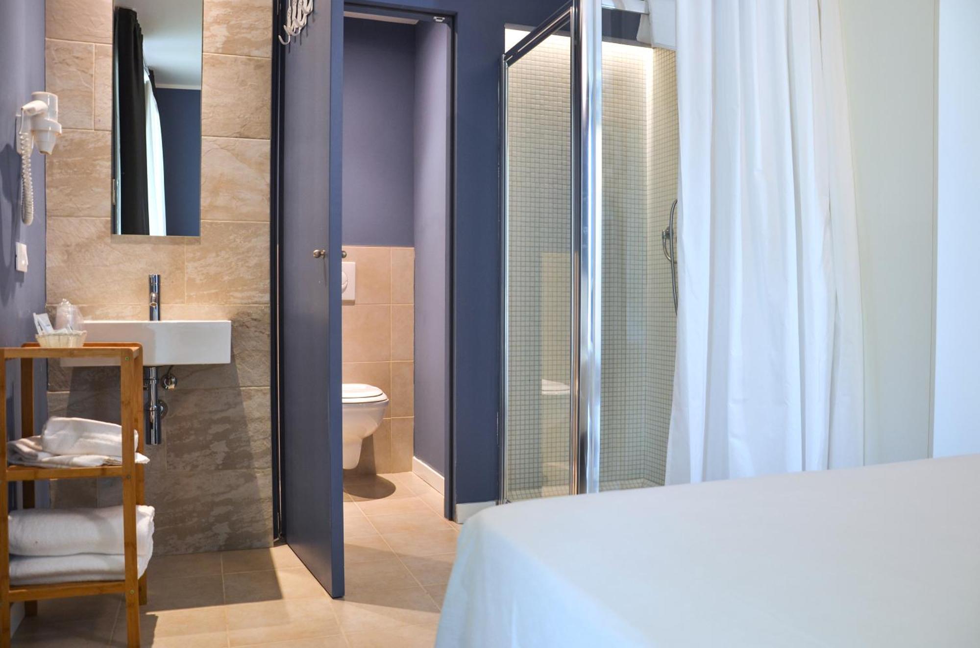 Hotel Maximilian บาร์โดลิโน ภายนอก รูปภาพ