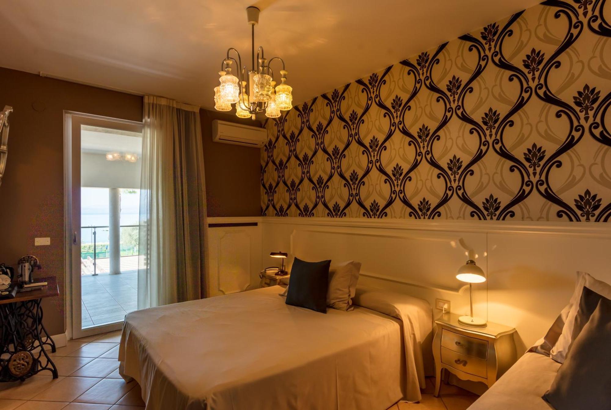 Hotel Maximilian บาร์โดลิโน ห้อง รูปภาพ
