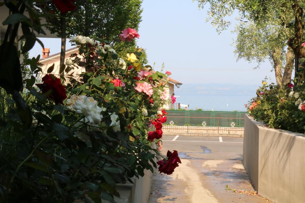 Hotel Maximilian บาร์โดลิโน ภายนอก รูปภาพ