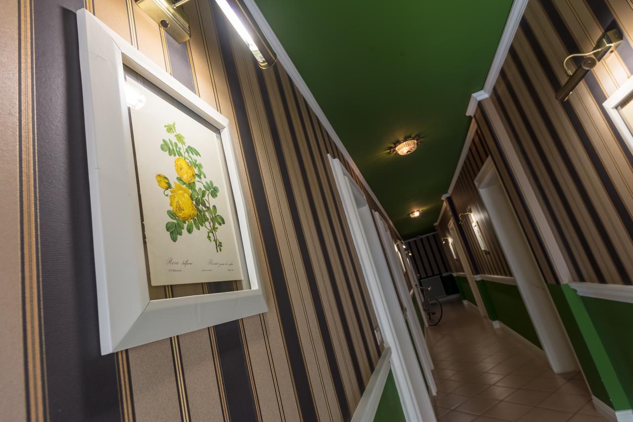 Hotel Maximilian บาร์โดลิโน ภายนอก รูปภาพ