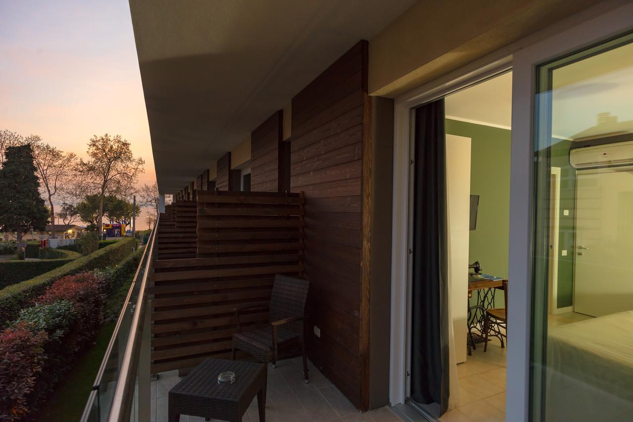 Hotel Maximilian บาร์โดลิโน ภายนอก รูปภาพ