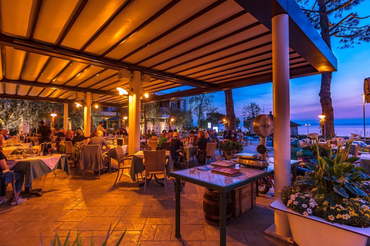 Hotel Maximilian บาร์โดลิโน ภายนอก รูปภาพ